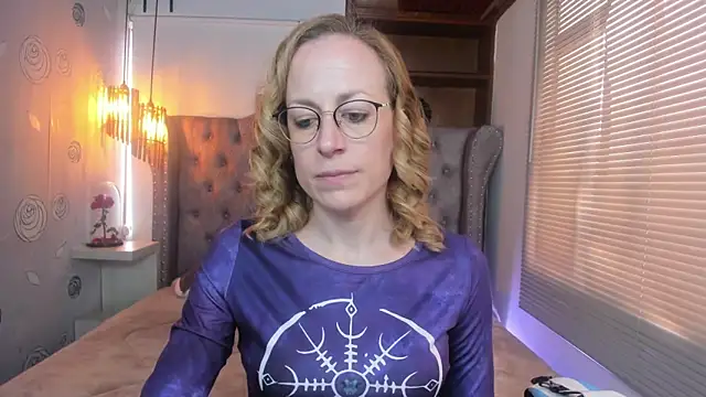 Snapshot of SammySanders chatting on 02-27-25, 05:04 SammySanders online show from 02-27-25, 05:04