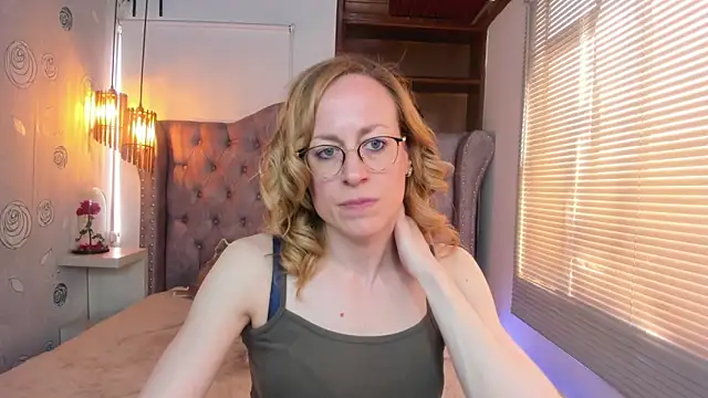 Snapshot of SammySanders chatting on 03-13-25, 08:22 SammySanders online show from 03-13-25, 08:22