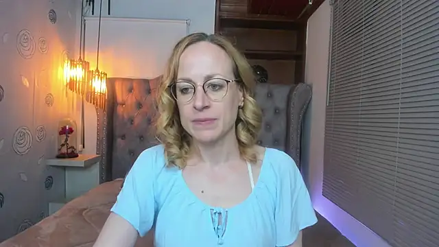 Snapshot of SammySanders chatting on 03-19-25, 11:25 SammySanders online show from 03-19-25, 11:25