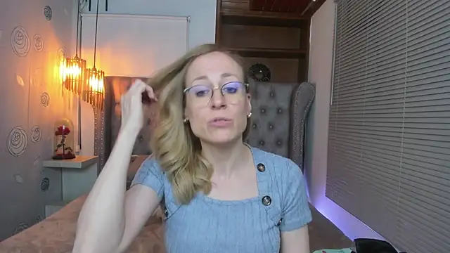 Snapshot of SammySanders chatting on 03-21-25, 11:12 SammySanders online show from 03-21-25, 11:12