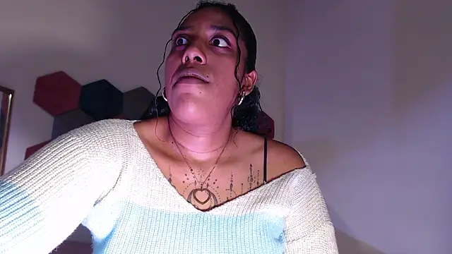 Snapshot of ViolethRammtein chatting on 02-09-25, 10:21 ViolethRammtein online show from 02-09-25, 10:21