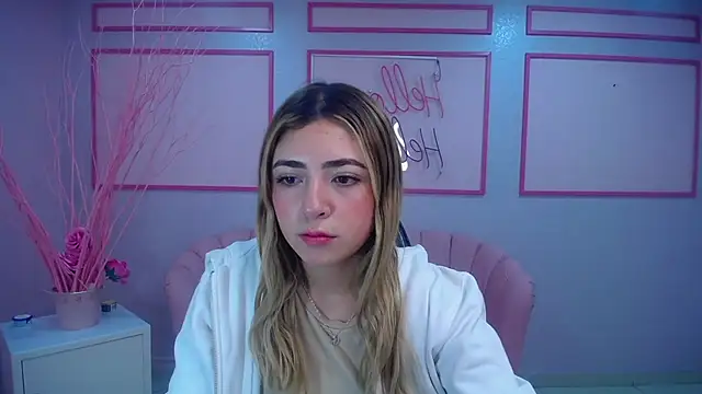 channel blonde a online show from 12-04-24, 04:38