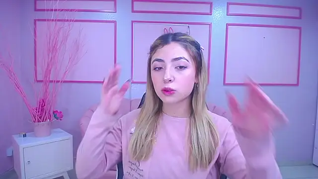 channel blonde a online show from 12-11-24, 04:42