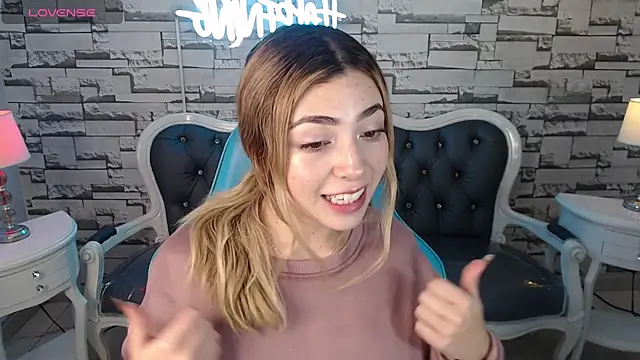 channel blonde a online show from 12-15-24, 10:39