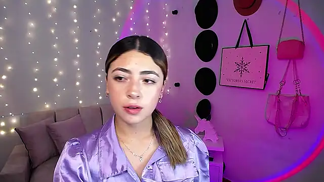 channel blonde a online show from 03-04-25, 05:03