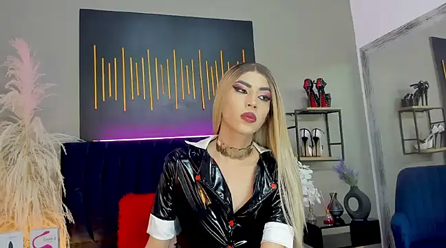 Snapshot of BrianaSchafer chatting on 12-20-24, 08:12 BrianaSchafer online show from 12-20-24, 08:12