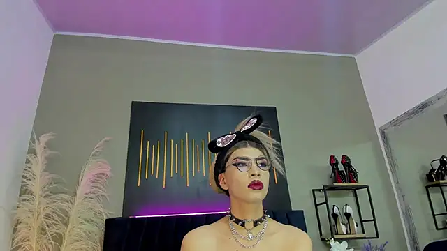 Snapshot of BrianaSchafer chatting on 01-30-25, 05:17 BrianaSchafer online show from 01-30-25, 05:17