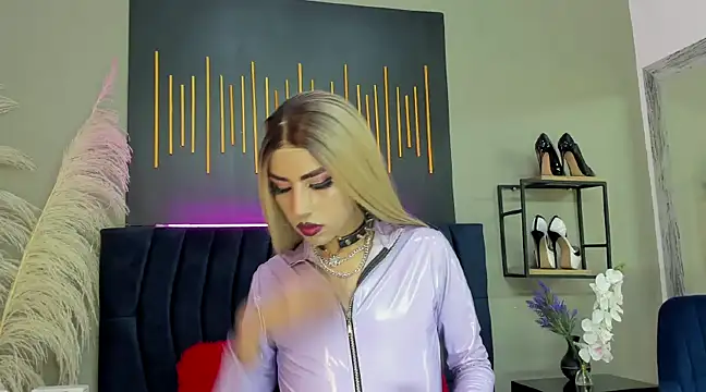 Snapshot of BrianaSchafer chatting on 02-26-25, 08:22 BrianaSchafer online show from 02-26-25, 08:22