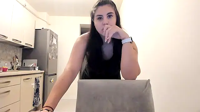 Snapshot of cuplu29 chatting on 01-06-25, 04:58 cuplu29 online show from 01-06-25, 04:58