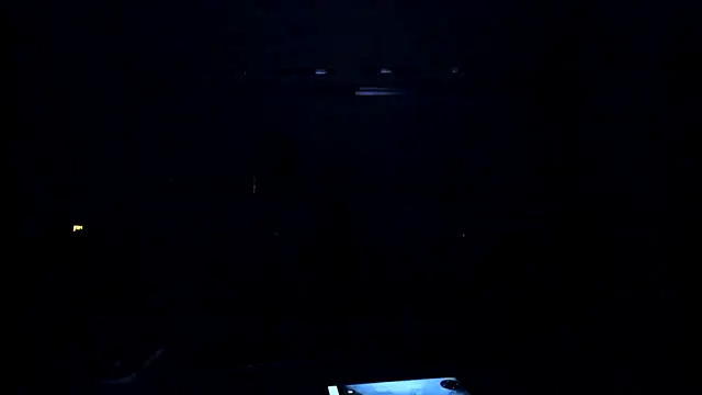 Snapshot of cuplu29 chatting on 01-18-25, 04:15 cuplu29 online show from 01-18-25, 04:15