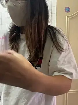 yourbootygirl online show from 11-23-25, 04:01