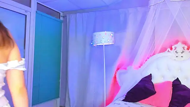 Snapshot of EvaLil chatting on 12-05-24, 08:55 EvaLil online show from 12-05-24, 08:55