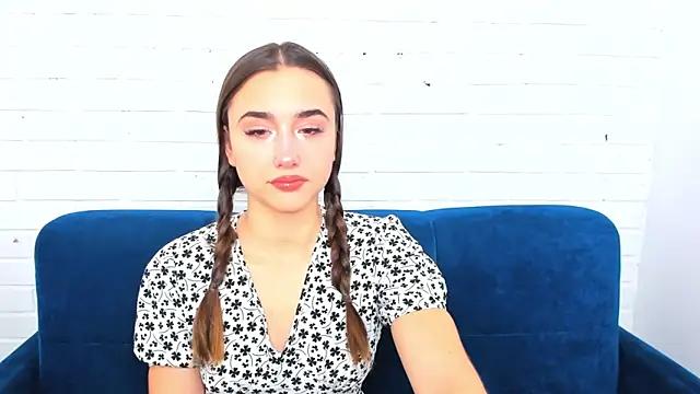 Snapshot of EvaLil chatting on 01-05-25, 01:35 EvaLil online show from 01-05-25, 01:35