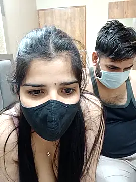 Snapshot of aaliya_bhattt chatting on 03-06-25, 01:46 aaliya bhattt online show from 03-06-25, 01:46