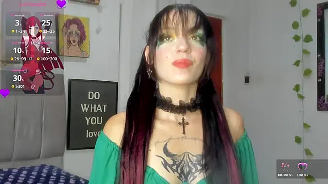 Snapshot of katt__black__ chatting on 07-06-26, 08:33 katt black online show from 07-06-26, 08:33