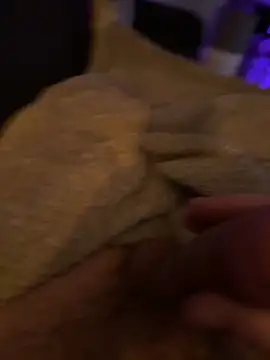 Snapshot of YoungCouple0604 chatting on 01-16-25, 12:55 YoungCouple0604 online show from 01-16-25, 12:55