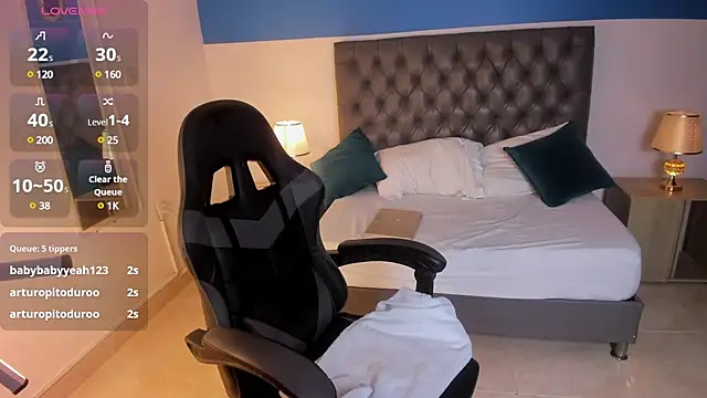 Snapshot of irantzu_hank chatting on 12-29-24, 09:30 irantzu hank online show from 12-29-24, 09:30