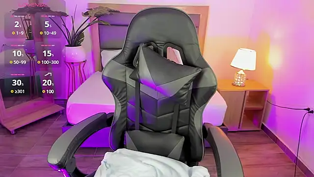 Snapshot of irantzu_hank chatting on 01-08-25, 12:26 irantzu hank online show from 01-08-25, 12:26