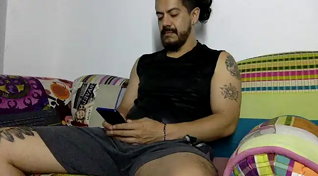 Snapshot of AndresSmith__ chatting on 03-14-25, 09:03 AndresSmith online show from 03-14-25, 09:03