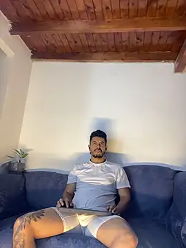 Snapshot of AndresSmith__ chatting on 02-07-26, 07:34 AndresSmith online show from 02-07-26, 07:34