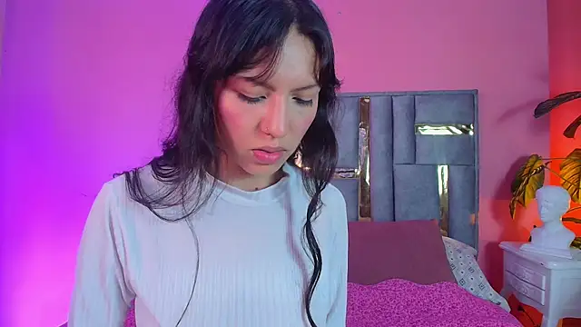 Snapshot of Bianca_ks chatting on 02-14-25, 03:11 Bianca ks online show from 02-14-25, 03:11