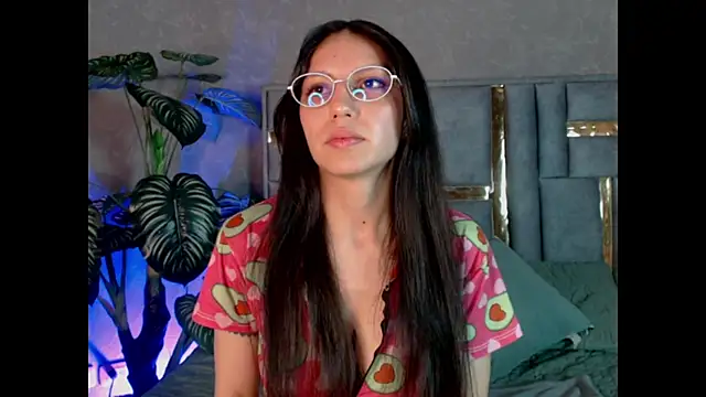 Snapshot of Bianca_ks chatting on 09-10-25, 02:33 Bianca ks online show from 09-10-25, 02:33