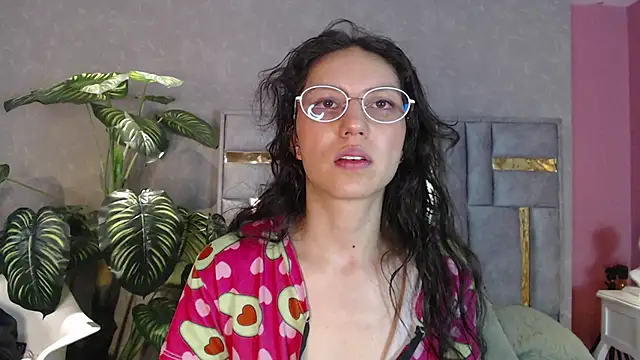 Snapshot of Bianca_ks chatting on 09-20-25, 02:12 Bianca ks online show from 09-20-25, 02:12