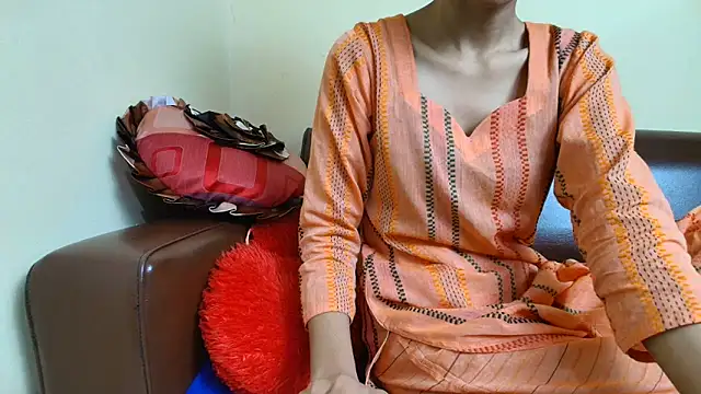 Srabontii online show from 12-22-25, 11:46