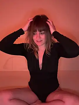 Snapshot of Milla__one chatting on 12-06-24, 06:28 Milla one online show from 12-06-24, 06:28