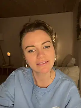 Snapshot of Milla__one chatting on 01-05-25, 10:08 Milla one online show from 01-05-25, 10:08