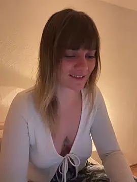 Snapshot of Milla__one chatting on 01-12-25, 08:36 Milla one online show from 01-12-25, 08:36