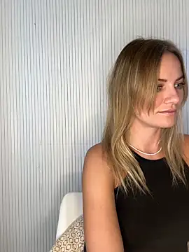 Milla  one online show from 11-06-25, 10:38