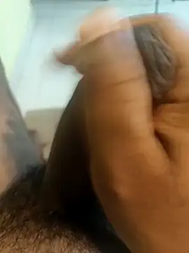 Snapshot of Olivia511 chatting on 01-01-25, 03:14 Olivia511 online show from 01-01-25, 03:14