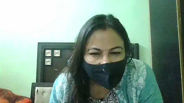 couplesuni online show from 12-17-24, 10:34