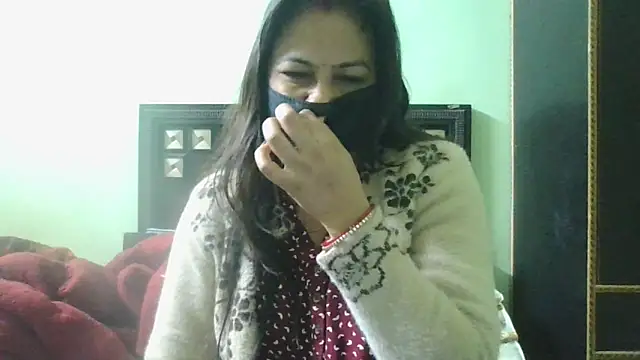 couplesuni online show from 02-01-25, 03:08