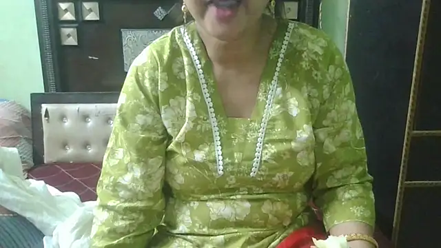 couplesuni online show from 10-24-25, 03:03