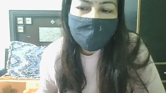 couplesuni online show from 11-24-25, 03:39