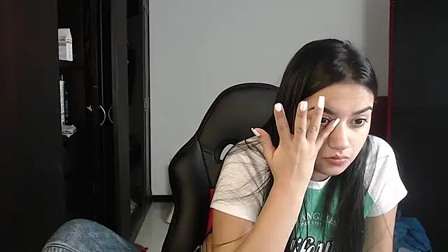 kayla k18 online show from 02-16-25, 09:59