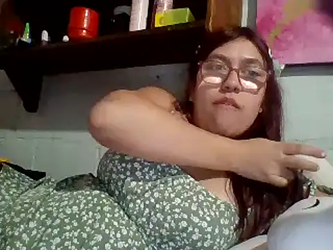 Snapshot of dafne19_ chatting on 01-29-25, 03:33 dafne19 online show from 01-29-25, 03:33