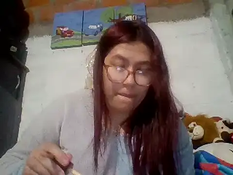 Snapshot of dafne19_ chatting on 02-02-25, 03:10 dafne19 online show from 02-02-25, 03:10