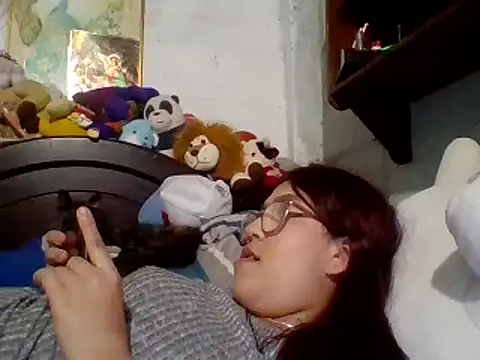 Snapshot of dafne19_ chatting on 02-04-25, 04:59 dafne19 online show from 02-04-25, 04:59