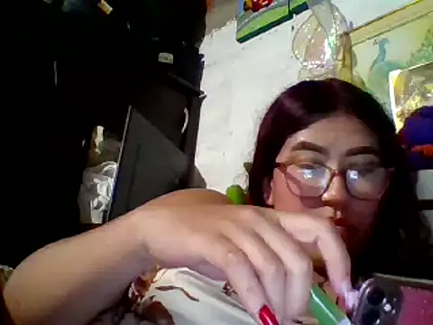 Snapshot of dafne19_ chatting on 02-12-25, 02:35 dafne19 online show from 02-12-25, 02:35