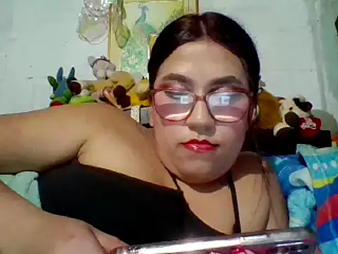 Snapshot of dafne19_ chatting on 02-18-25, 06:48 dafne19 online show from 02-18-25, 06:48