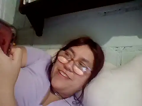 Snapshot of dafne19_ chatting on 03-11-25, 04:54 dafne19 online show from 03-11-25, 04:54