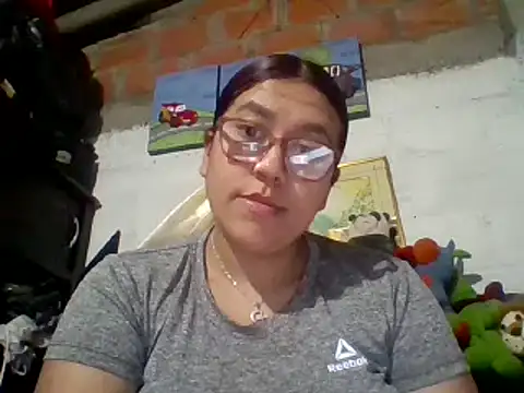 Snapshot of dafne19_ chatting on 03-18-25, 04:04 dafne19 online show from 03-18-25, 04:04
