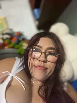 Snapshot of dafne19_ chatting on 03-21-25, 06:05 dafne19 online show from 03-21-25, 06:05