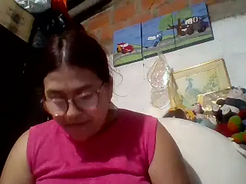 Snapshot of dafne19_ chatting on 03-22-25, 06:22 dafne19 online show from 03-22-25, 06:22