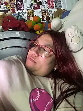 Snapshot of dafne19_ chatting on 09-20-25, 05:19 dafne19 online show from 09-20-25, 05:19