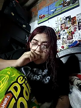 Snapshot of dafne19_ chatting on 10-12-25, 06:34 dafne19 online show from 10-12-25, 06:34