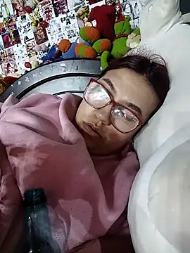 Snapshot of dafne19_ chatting on 10-13-25, 05:07 dafne19 online show from 10-13-25, 05:07